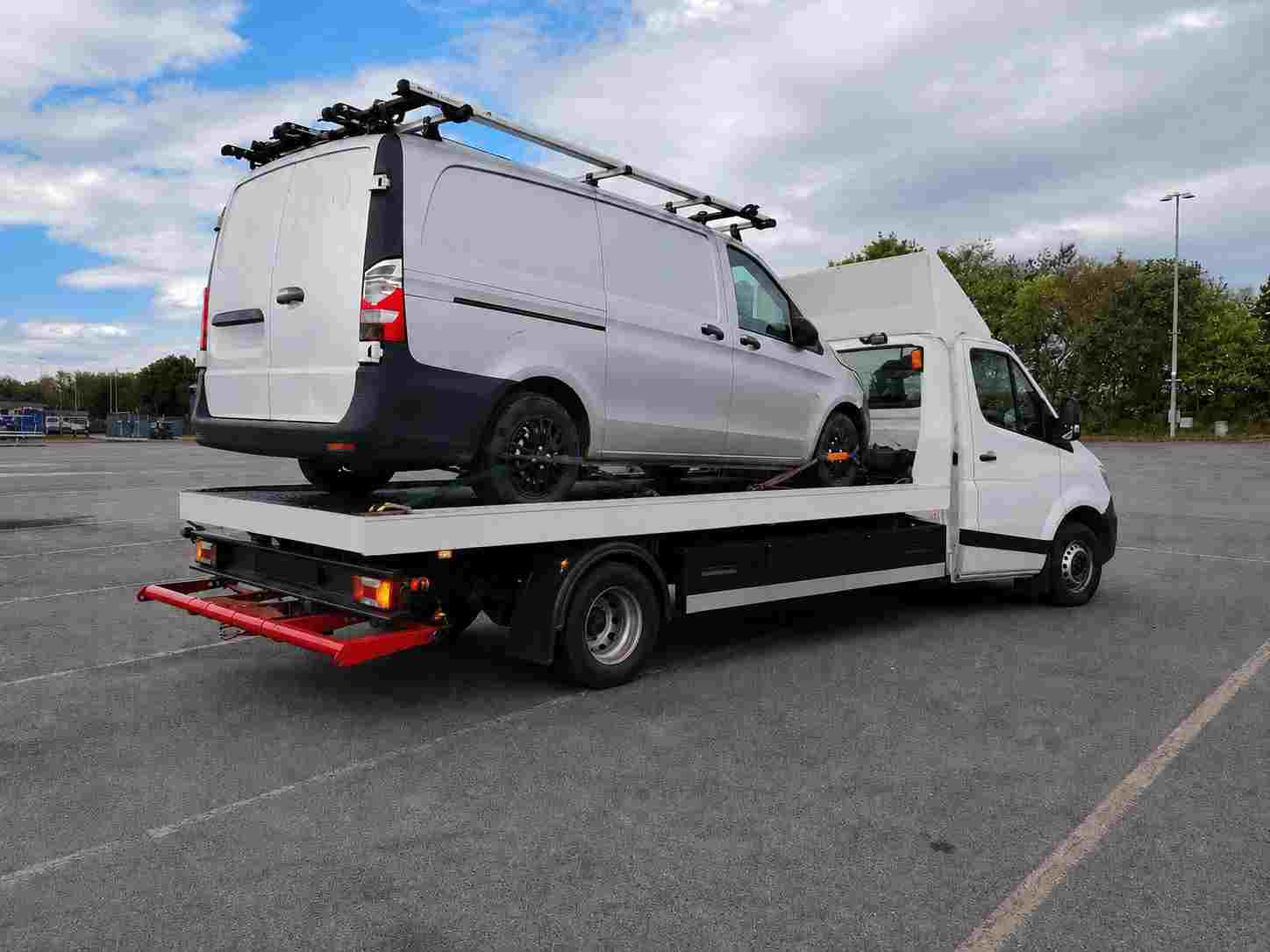 Emergency Breakdown Recovery Unit Truck